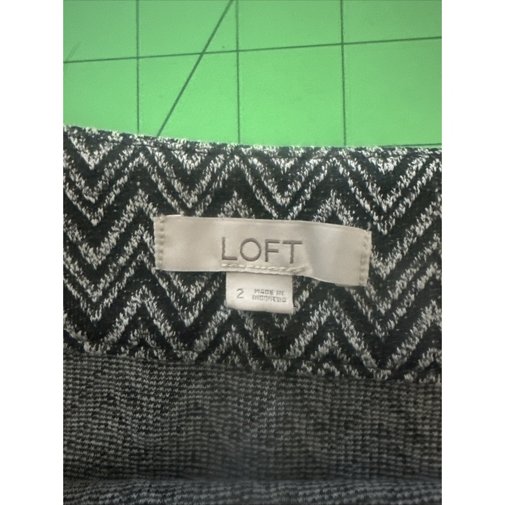Loft Skirt Womens Size 2 Chevron Black‎ White - Picture 4 of 5